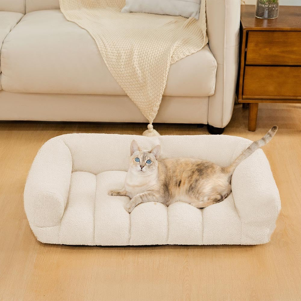 Plush Comfortable Cat Bed with Orthopedic Support