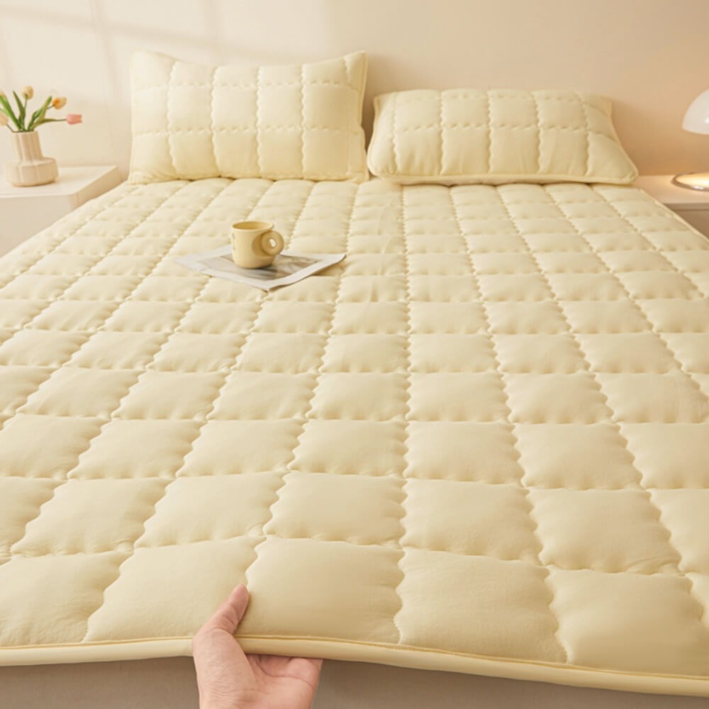 Comfortable Cooling Padded Grip Mattress Topper