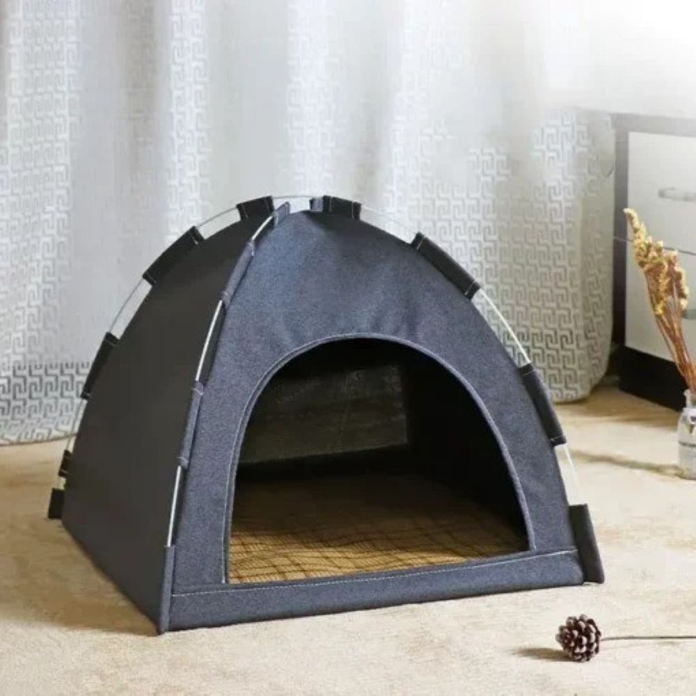Lightweight Kitty Shelter – Compact Pet Canopy
